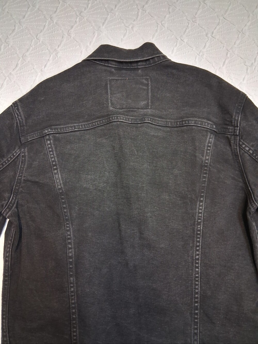 Levi's Black Denim Jacket - Picture 6 of 16